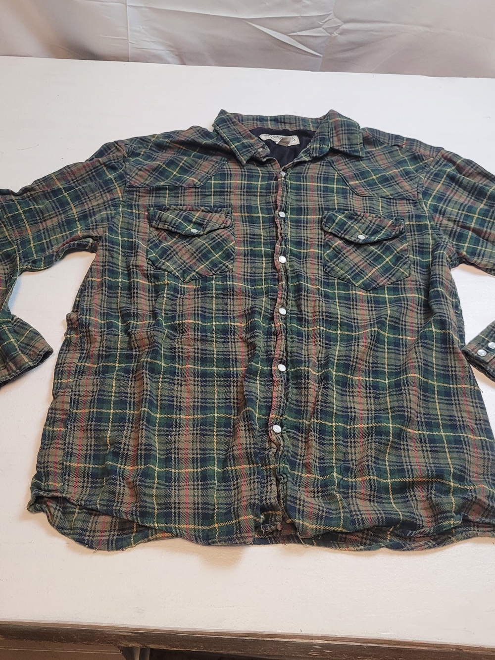 Men's Dark Green Plaid Button-Up Shirt
